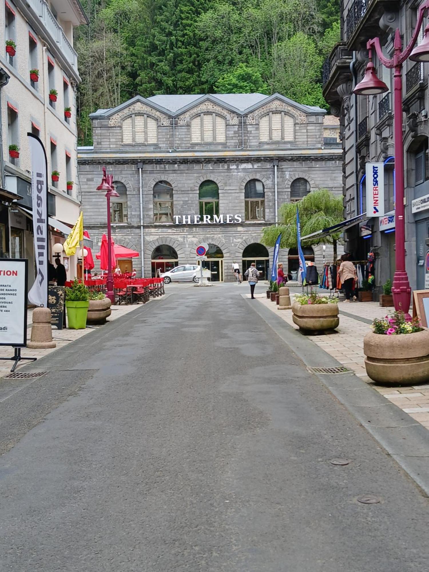 Appartement Au Coeur Du Mont-Dore Exterior foto